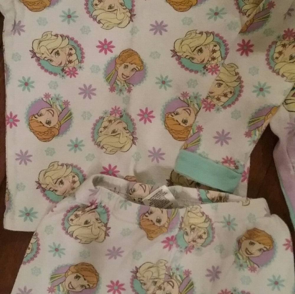 Girls Pajamas - Picture 5 of 6